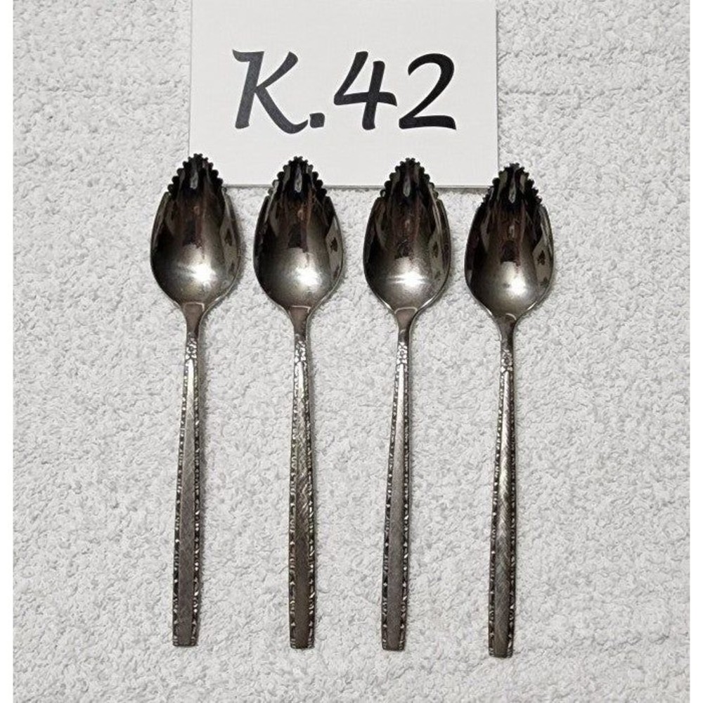 K.042- Oneida Via Roma Grapefruit Spoons (4 pieces) USED